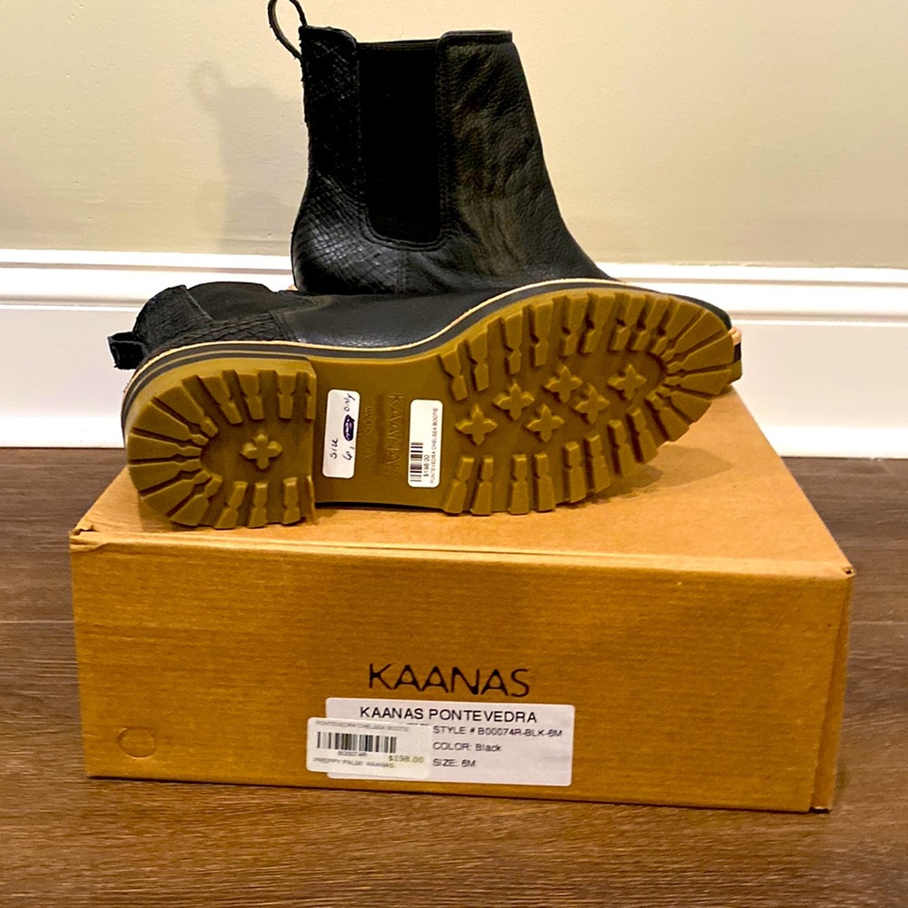 KAANAS Ponte Vedra boots NWT